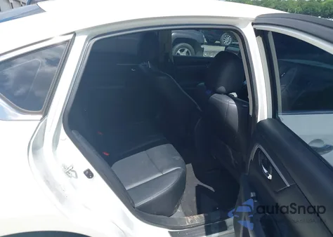 2018 Nissan Altima 2.5 Sr from USA, damaged, VIN 1N4AL3AP8JC210781